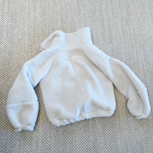Lululemon Sherpa cinchable  Fleece Zip Jacket | Size 2 - Picture 8 of 9